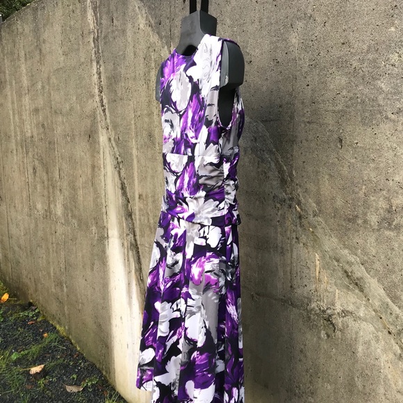 5/$20 Le Chateau Floral Print Dress Size Small - Picture 6 of 13
